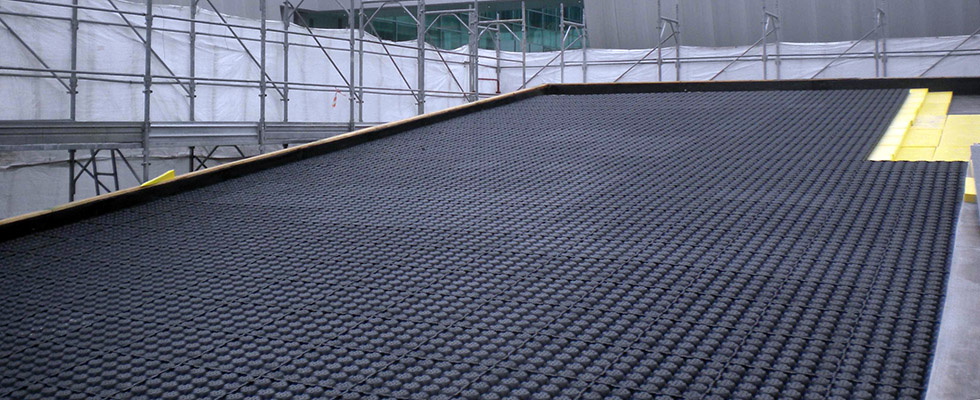 Drainroof elemento plástico para techos verdes en el Aeropuerto de Milán Malpensa