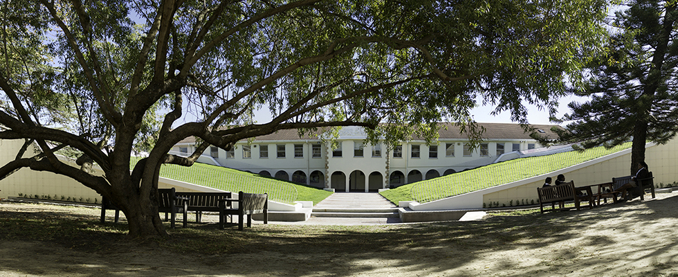 drainroof for green roofs for a courtyard in SA