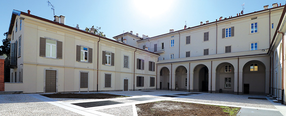 Ancienne cour à Lecco, Italie
