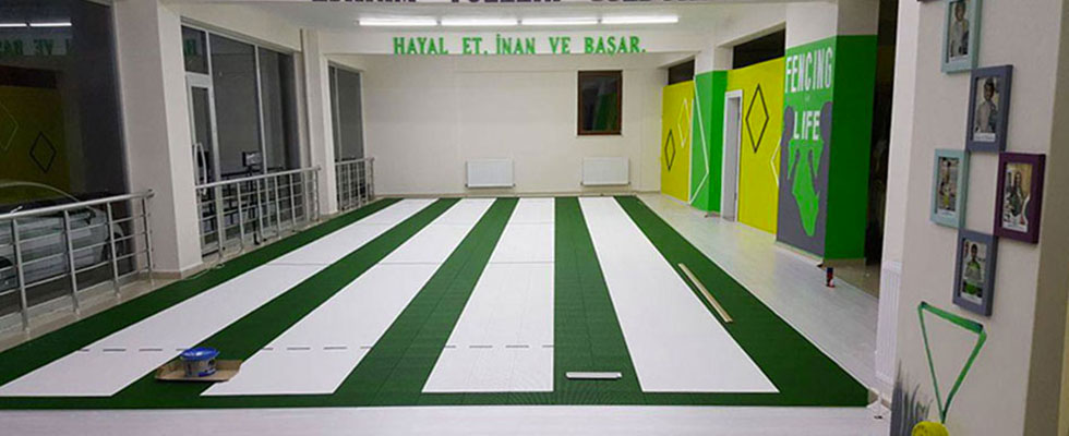 Una piattaforma per la scherma con Gripper in Turchia